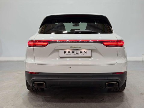 Porsche Cayenne 3.0 V6 E-Hybrid 14.1kWh SUV 5dr Petrol Plug-in Hybrid TiptronicS 4WD Euro 6 70