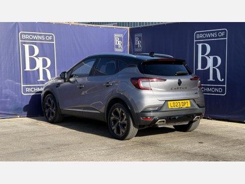 Renault Captur 1.6 E-TECH 9.8kWh E-Tech engineered SUV 5dr Petrol Plug-in Hybrid Auto Euro 6