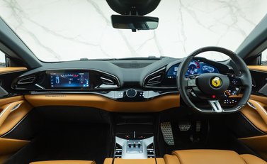 Ferrari Purosangue 22