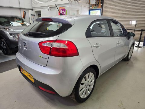 Kia Rio 1.4 2 Euro 5 5dr 11