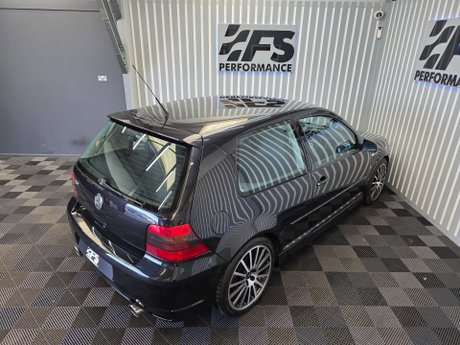 Volkswagen Golf 3.2 R32 Hatchback 3dr Petrol Manual (276 g/km, 240 bhp) 19