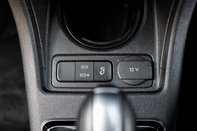 Volkswagen Up E-UP 28