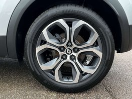 Renault Captur 1.6 Captur Techno E-Tech PHEV Auto 5dr 13