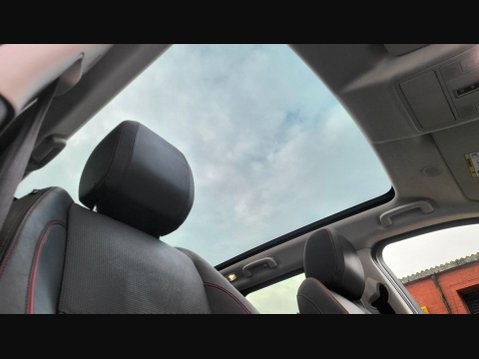 Land Rover Discovery Sport R-DYNAMIC HSE 39