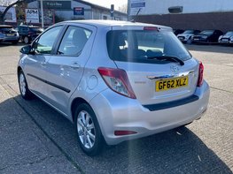 Toyota Yaris 1.3 Yaris TR VVT-i 5dr 8
