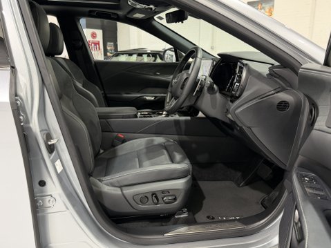 Lexus RX 450H PLUS TAKUMI 28