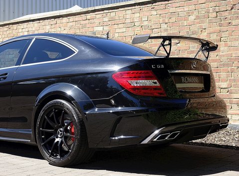 Mercedes-Benz C Class C63 AMG Black Series 12