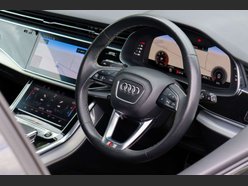 Audi Q8 3.0 TDI V6 50 S line SUV 5dr Diesel Tiptronic quattro Euro 6 (s/s) (286 ps) 3