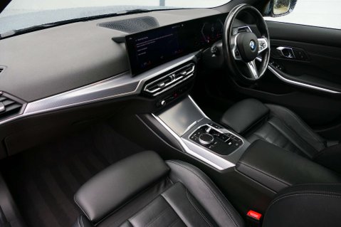 BMW 3 Series 2.0 320i M Sport Auto 4dr 6