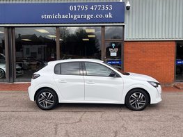 Peugeot 208 1.2 208 Allure Premium+ PureTech SS 5dr 10