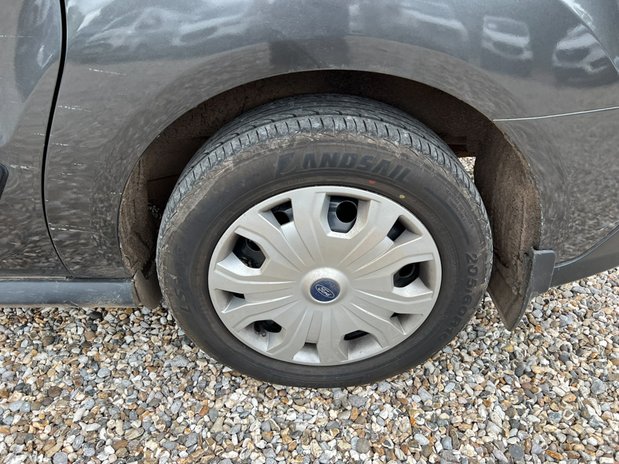 Ford Transit Connect Crew Cab LWB L2H1 Low Roof Trend Air Con Sensors EURO 6 NO VAT 16