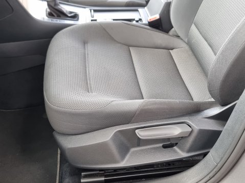 Volkswagen Golf MATCH EDITION TDI BMT DSG 34