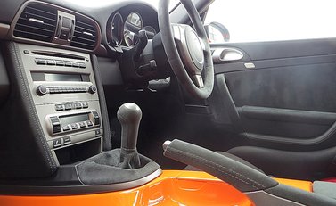 Porsche 911 (997) GT3 RS 6