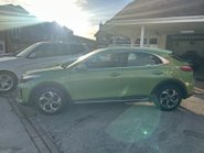 Kia Xceed 1.5 T-GDi 2 Euro 6 (s/s) 5dr 3