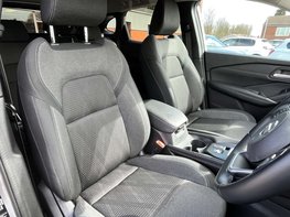 Nissan Qashqai 1.3 Qashqai N-Connecta DiG-T MHEV 5dr 60