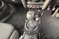 Mini Hatch COOPER 1.5 CHILLI LOOK! JUST 46000 MILES! SERVICE HISTORY! MINI CONNECTED 23