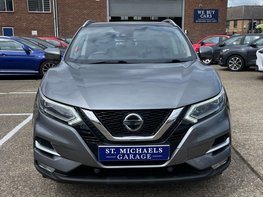 Nissan Qashqai 1.3 Qashqai N-Motion DiG-T 5dr 5