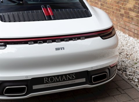 Porsche 911 Carrera (992) 24