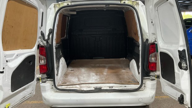 Vauxhall Combo SWB L1H1 Low Roof Sportive 2000 Air Con Sensors EURO 6 NO VAT 5