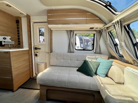 Adria Adora 612 DL Seine 14