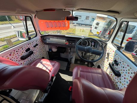 Volkswagen Transporter AWAITING PREPARATION 3
