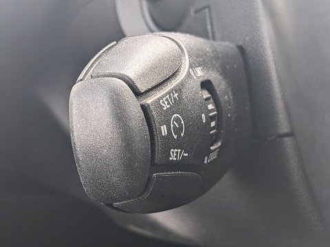 Peugeot 208 S/S TECH EDITION 15