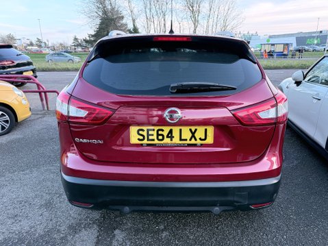 Nissan Qashqai 1.2 N-TEC PLUS DIG-T 6