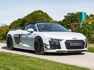 Audi R8 5.2 R8 Spyder Quattro V10 Semi-Auto 4WD 2dr 22