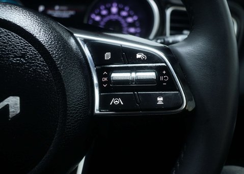 Kia Xceed 1.6 XCeed 3 PHEV Semi-Auto 5dr 38