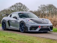 Porsche 718 GT4 RS 3