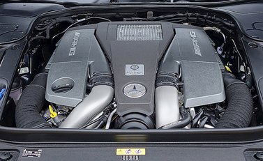 Mercedes-Benz S Class S63 Coupe 28