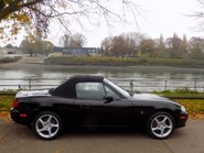 Mazda MX-5 S-VT SPORT 5