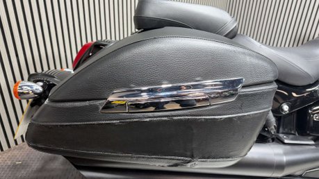 Suzuki Intruder 1500 VL C1500T 2013 28K CRUISER BIKE HARD PANNIERS + SERVICED 24