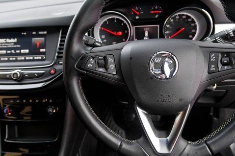 Vauxhall Astra SRI NAV 18