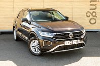 Volkswagen T-Roc LIFE TSI 1
