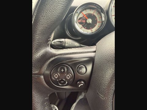 Mini Convertible 1.6 Cooper 2dr 27