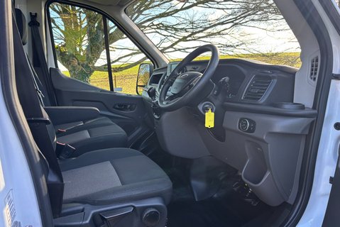 Ford Transit 350 Drw L4 130 ps Single Cab Dropside Truck - No VAT - Tow Axle 14