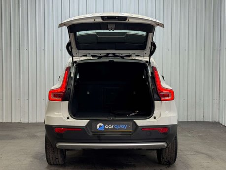 Volvo XC40 2.0 XC40 Momentum D3 5dr 43