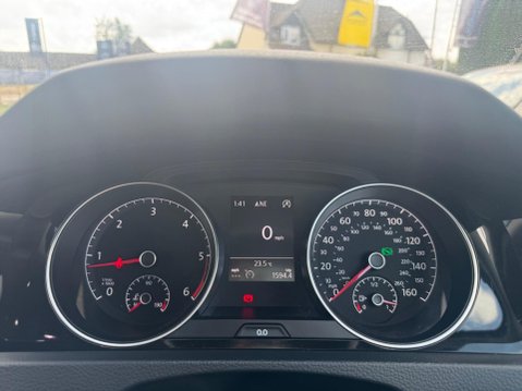 Volkswagen Golf 2.0 TDI BlueMotion Tech GT DSG Euro 6 (s/s) 5dr 9