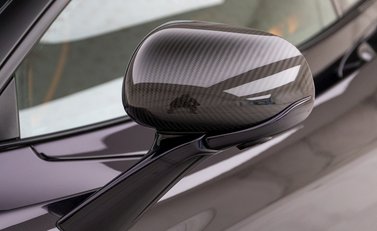 McLaren 720S Performance 28