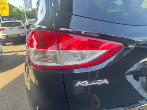 Ford Kuga 2.0 TDCi Titanium 2WD Euro 5 5dr 12