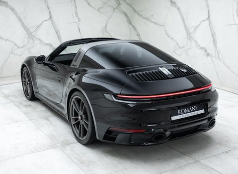 Porsche 911 Targa (992) 50 Years Porsche Design Edition 15