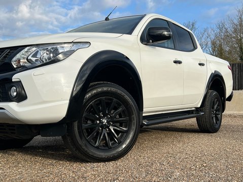 Mitsubishi L200 DI-D CHALLENGER DCB 15