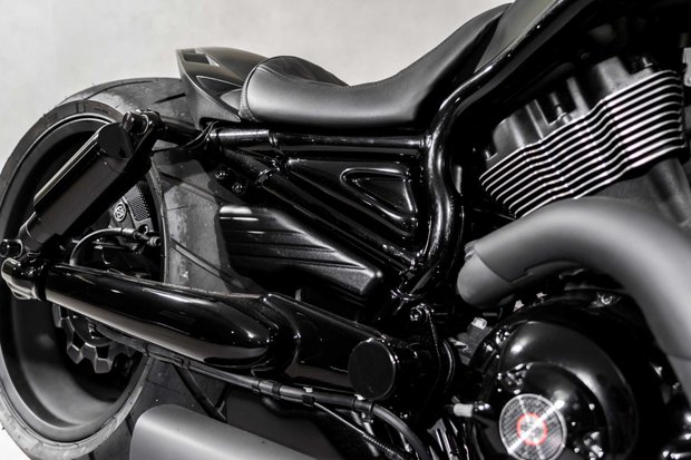 Harley-Davidson V-Rod VRSCDX NIGHT ROD SP 1250 14. BESPOKE ONE-OFF EXAMPLE. 400 SECTION REAR. 5
