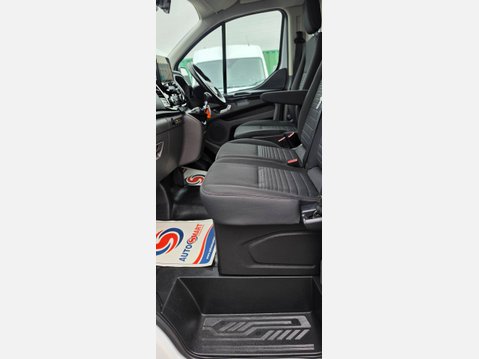 Ford Transit Custom LIMITED 300 L1 H1 2.0 TDCI 130ps EU6 SWB 10