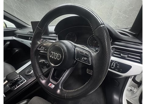 Audi A4 3.0 TDI V6 S line Estate 5dr Diesel S Tronic quattro Euro 6 (s/s) (218 ps) 39