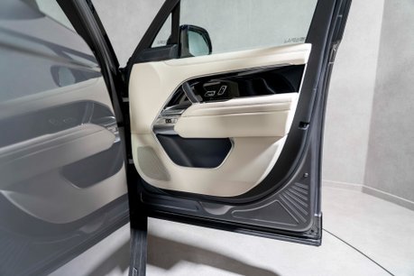 Land Rover Range Rover HSE. NOW SOLD. SIMILAR REQUIRED. PLEASE CALL 01903 254800. 47