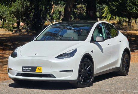 Tesla Model Y ModeL Y Long Range AWD 4WD 5dr