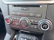 Land Rover Discovery 3.0 SDV6 XS 22