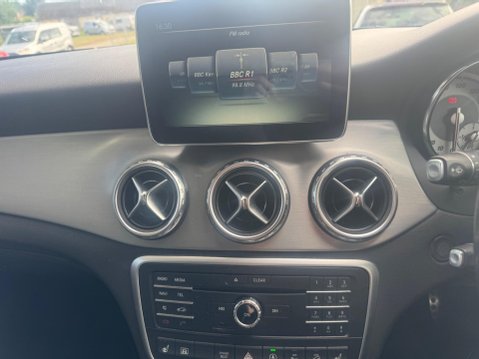 Mercedes-Benz GLA 2.1 GLA220d AMG Line (Premium) 7G-DCT 4MATIC Euro 6 (s/s) 5dr 11